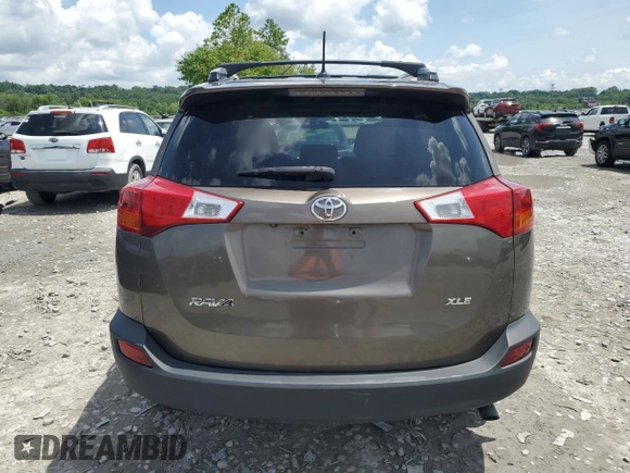 2013 Toyota RAV4 XLE z VIN 2T3WFREV2DW008975, wystawiony jako Copart lot #61054295 z przebiegiem 137 766 mil mil oraz Szkoda całkowita • Salvage title. Historia ofert i sprzedaży dostępna na DreamBid. Obrazek 6.