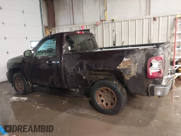 2008 Chevrolet Silverado 1500 Work Truck with VIN 1GCEK14C08Z135724, listed as a IAAI auction lot 41250972 with 86,942 mi miles. Bid and sale history available at carsss.com. Image 14.