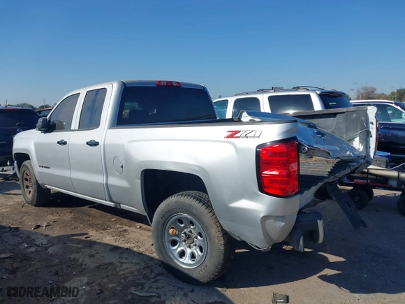 2018 Chevrolet Silverado 1500 LT with VIN 1GCVKREC2JZ232264, listed as a IAAI auction lot 41154082 with 132,429 mi miles. Bid and sale history available at carsss.com. Image 3.