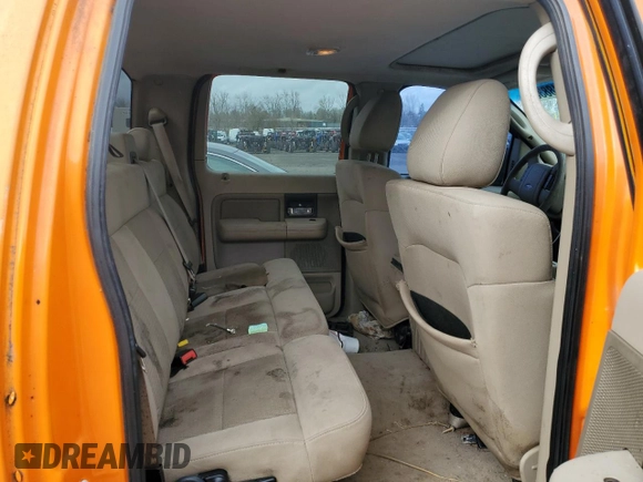 2004 Ford F-150 XLT with VIN 1FTRW14W14KB81680, listed as a Copart auction lot 43748835 with 111,556 mi miles and Clean Title. Bid and sale history available at carsss.com. Image 10.