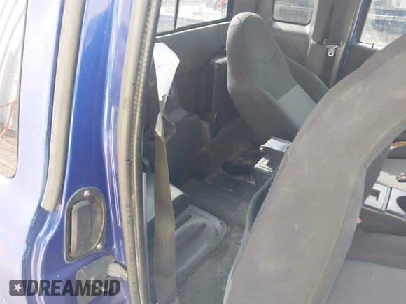2003 Ford Ranger XL Fleet with VIN 1FTZR45E63PA79694, listed as a IAAI auction lot 41852806 with 224,045 mi miles and . Bid and sale history available at carsss.com. Image 8.