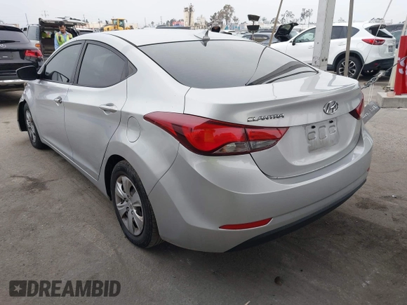 2016 Hyundai Elantra SE с VIN KMHDH4AE9GU490903, выставлен на аукционе IAAI как лот 42164765 с пробегом 121 666 миль миль и . История ставок и продаж доступна на DreamBid. Изображение 3.