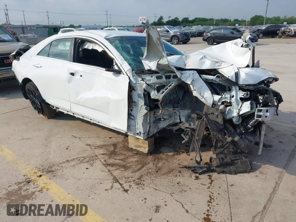 2022 Cadillac CT4 Premium Luxury z VIN 1G6DB5RK5N0107634, wystawiony jako IAAI lot #42053131 z przebiegiem 57 171 mil mil oraz . Historia ofert i sprzedaży dostępna na DreamBid. Obrazek 1.