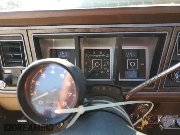 1978 Ford F-250 с VIN F25SNBE1848, выставлен на аукционе Copart как лот 87716155 с пробегом 74 992 миль миль и Списание • Salvage title. История ставок и продаж доступна на DreamBid. Изображение 9.