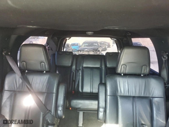2016 Lincoln Navigator L with VIN 5LMJJ3HTXGEL08591, listed as a Copart auction lot 70049694 with 123,971 mi miles and Salvage Title. Bid and sale history available at carsss.com. Image 10.