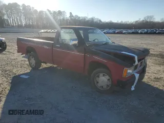 1982 GMC Sonoma z VIN 1GTCS14B0C8510847, wystawiony jako Copart lot #88016755 z przebiegiem 115 197 mil mil oraz Szkody całkowita. Historia ofert i sprzedaży dostępna na DreamBid. Obrazek 4.