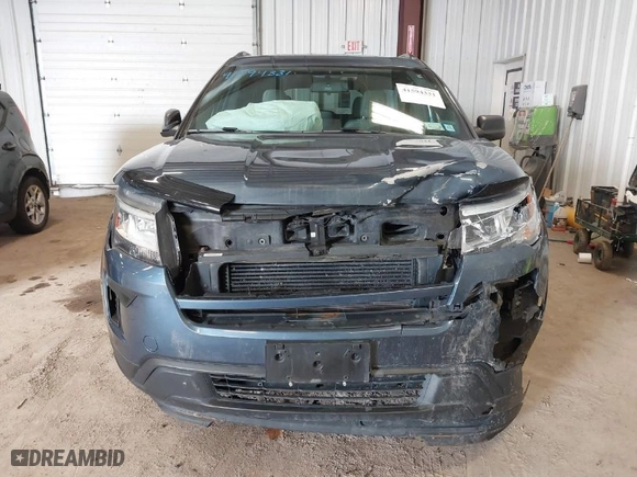 2018 Ford Explorer with VIN 1FM5K8BH1JGC35349, listed as a IAAI auction lot 41594331 with 75,586 mi miles. Bid and sale history available at carsss.com. Image 12.