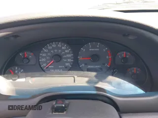2001 Ford Mustang Standard z VIN 1FAFP404X1F171021, wystawiony jako IAAI lot #41998734 z przebiegiem Nie podano mil oraz . Historia ofert i sprzedaży dostępna na DreamBid. Obrazek 7.