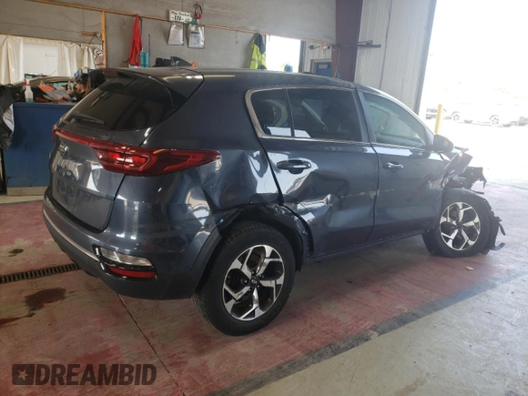2020 Kia Sportage LX z VIN KNDPMCAC8L7728450, wystawiony jako Copart lot #71720654 z przebiegiem 55 977 mil mil oraz Szkoda całkowita • Salvage title. Historia ofert i sprzedaży dostępna na DreamBid. Obrazek 3.