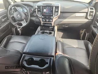 2019 Ram 2500 Laramie with VIN 3C6UR5NL0KG703482, listed as a Copart auction lot 61204515 with 109,720 mi miles and Salvage title. Bid and sale history available at DreamBid. Image 8.