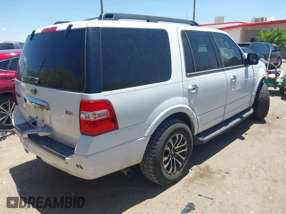 2010 Ford Expedition SSV with VIN 1FMJU1F52AEB48863, listed as a IAAI auction lot 42697944 with 293,614 mi miles and . Bid and sale history available at DreamBid. Image 4.