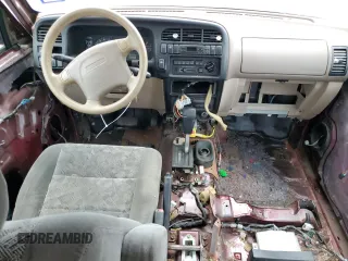 2000 Isuzu Trooper S с VIN JACDJ58X3Y7J09857, выставлен на аукционе Copart как лот 79924354 с пробегом Не указан миль и Чистый • Clean title. История ставок и продаж доступна на DreamBid. Изображение 8.