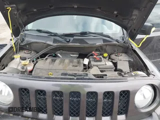 2016 Jeep Patriot Sport with VIN 1C4NJPBB3GD569549, listed as a IAAI auction lot 42210302 with 110,732 mi miles and . Bid and sale history available at carsss.com. Image 10.