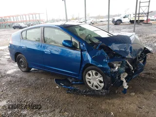 2013 Honda Insight with VIN JHMZE2H39DS002535, listed as a IAAI auction lot 40965406 with 184,990 mi miles and . Bid and sale history available at DreamBid. Image 1.