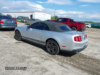 2011 Ford Mustang V6 with VIN 1ZVBP8EM6B5112240, listed as a IAAI auction lot 42030995 with 191,205 mi miles and . Bid and sale history available at carsss.com. Image 3.