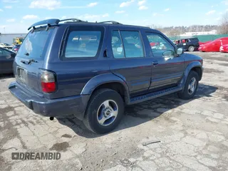 1998 Infiniti QX4 with VIN JNRAR05Y0WW027570, listed as a IAAI auction lot 41882870 with 147,639 mi miles and . Bid and sale history available at DreamBid. Image 4.