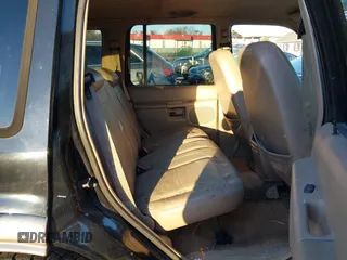 2000 Ford Explorer Eddie Bauer с VIN 1FMZU64E0YZB37690, выставлен на аукционе IAAI как лот 41588446 с пробегом 184 471 миль миль и . История ставок и продаж доступна на DreamBid. Изображение 8.