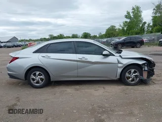 2021 Hyundai Elantra SE с VIN 5NPLL4AG8MH021582, выставлен на аукционе IAAI как лот 42288396 с пробегом 93 522 миль миль и . История ставок и продаж доступна на DreamBid. Изображение 13.