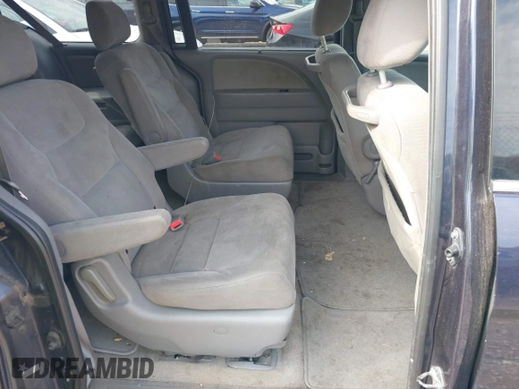 2008 Honda Odyssey EX with VIN 5FNRL384X8B041143, listed as a IAAI auction lot 42085191 with 218,724 mi miles. Bid and sale history available at carsss.com. Image 8.
