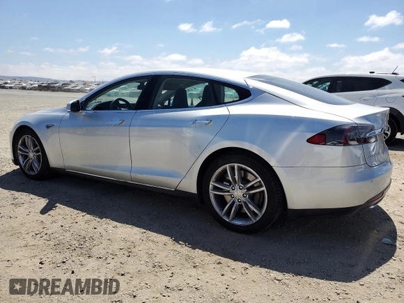 2014 Tesla Model S 60 z VIN 5YJSA1H14EFP36439, wystawiony jako Copart lot #65833035 z przebiegiem 66 090 mil mil oraz Czysty tytuł • Clean title. Historia ofert i sprzedaży dostępna na DreamBid. Obrazek 2.