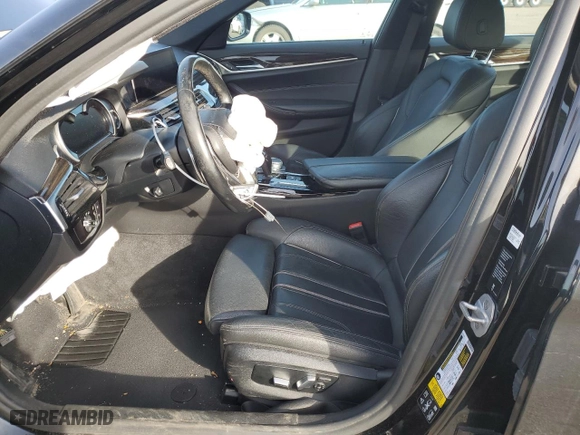 2019 BMW 5 Series 530i xDrive with VIN WBAJA7C52KWC77783, listed as a Copart auction lot 43918675 with 0 mi miles and Salvage Title. Bid and sale history available at carsss.com. Image 7.