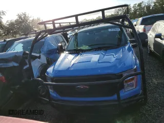 2022 Ford F-150 XL z VIN 1FTFX1C84NKE67799, wystawiony jako Copart lot #79123654 z przebiegiem Nie podano mil oraz Nie do naprawy • Non repairable. Historia ofert i sprzedaży dostępna na DreamBid. Obrazek 5.
