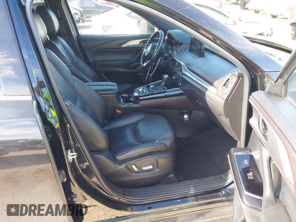 2017 Mazda CX-9 Grand Touring with VIN JM3TCBDYXH0131388, listed as a IAAI auction lot 41252943 with 61,027 mi miles. Bid and sale history available at carsss.com. Image 5.