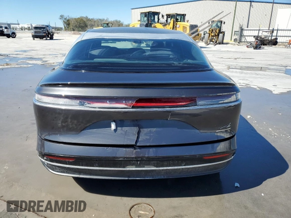 2023 Lucid Air Grand Touring z VIN 50EA1GBA1PA005532, wystawiony jako Copart lot #76828684 z przebiegiem Nie podano mil oraz Nie do naprawy. Historia ofert i sprzedaży dostępna na DreamBid. Obrazek 6.
