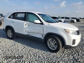 2015 Kia Sorento LX with VIN 5XYKT3A66FG659790, listed as a Copart auction lot 55306395 with 113,883 mi miles and Salvage Title. Bid and sale history available at DreamBid. Image 4.