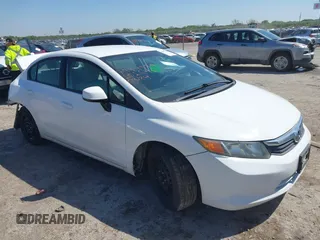 2012 Honda Civic LX z VIN 19XFB2F55CE101646, wystawiony jako IAAI lot #41975184 z przebiegiem 132 545 mil mil oraz . Historia ofert i sprzedaży dostępna na DreamBid. Obrazek 1.