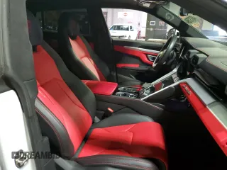 2021 Lamborghini Urus z VIN ZPBUA1ZL1MLA15024, wystawiony jako Copart lot #48737594 z przebiegiem 13 617 mil mil oraz Tytuł czysty. Historia ofert i sprzedaży dostępna na DreamBid. Obrazek 12.