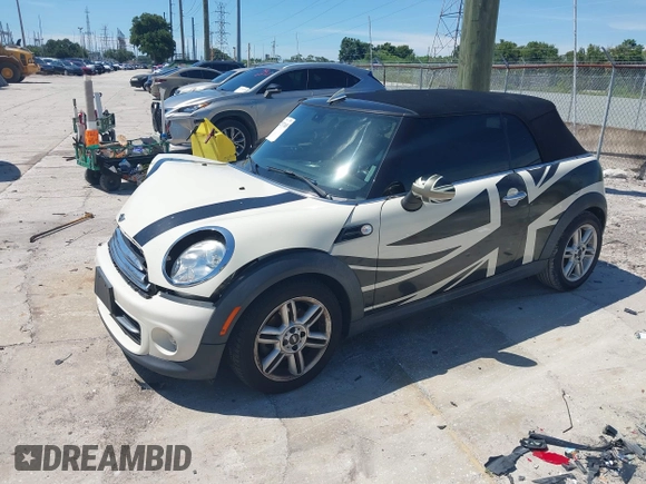 2015 MINI Convertible with VIN WMWZN3C53FT861968, listed as a IAAI auction lot 42717485 with 79,840 mi miles and . Bid and sale history available at DreamBid. Image 17.