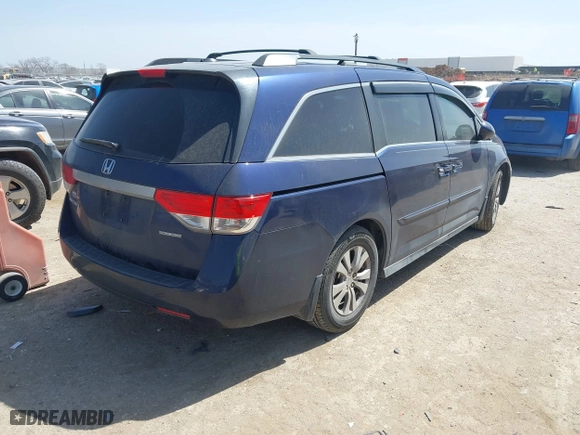 2016 Honda Odyssey SE with VIN 5FNRL5H36GB049807, listed as a IAAI auction lot 41818761 with 172,504 mi miles. Bid and sale history available at carsss.com. Image 4.