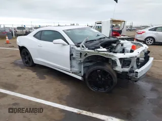 2014 Chevrolet Camaro SS with VIN 2G1FS1EWXE9226902, listed as a IAAI auction lot 41900970 with 79,688 mi miles. Bid and sale history available at carsss.com. Image 1.