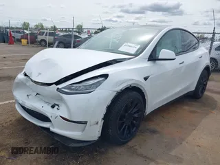 2022 Tesla Model Y Long Range with VIN 7SAYGDEE2NF403354, listed as a IAAI auction lot 41986216 with 53,177 mi miles and . Bid and sale history available at DreamBid. Image 19.