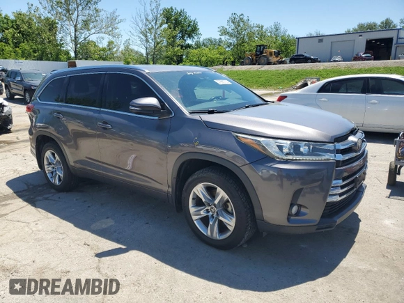 2017 Toyota Highlander Limited z VIN 5TDYZRFH7HS203499, wystawiony jako Copart lot #57998755 z przebiegiem 109 611 mil mil oraz Szkoda całkowita • Salvage title. Historia ofert i sprzedaży dostępna na DreamBid. Obrazek 4.