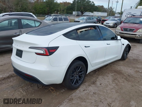 2024 Tesla Model 3 with VIN 5YJ3E1EA1RF869176, listed as a IAAI auction lot 41148906 with 1 mi miles. Bid and sale history available at carsss.com. Image 4.