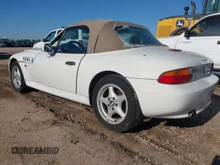 1997 BMW 3 Series 1.9L with VIN 4USCH7326VLB78445, listed as a IAAI auction lot 41447223 with 1 mi miles. Bid and sale history available at carsss.com. Image 3.