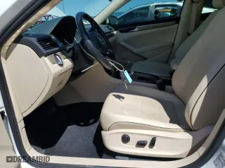 2017 Volkswagen Passat 1.8T SE w/Technology with VIN 1VWGT7A37HC033026, listed as a Copart auction lot 50808365 with 80,573 mi miles and Salvage Title. Bid and sale history available at carsss.com. Image 7.