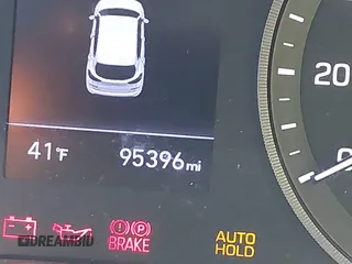 2019 Hyundai Tucson Ultimate with VIN KM8J3CAL9KU004559, listed as a IAAI auction lot 41142923 with 95,396 mi miles. Bid and sale history available at carsss.com. Image 15.