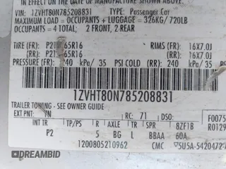 2008 Ford Mustang Deluxe with VIN 1ZVHT80N785208831, listed as a IAAI auction lot 42181679 with Not Provided miles. Bid and sale history available at carsss.com. Image 9.