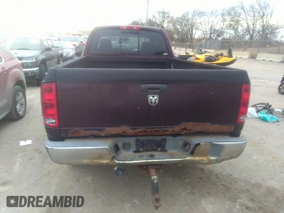 2005 Dodge 3500 SLT z VIN 3D7LS38C65G768954, wystawiony jako IAAI lot #40947309 z przebiegiem 262 829 mil mil oraz . Historia ofert i sprzedaży dostępna na DreamBid. Obrazek 16.
