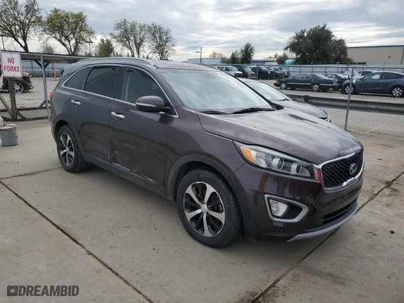2016 Kia Sorento EX with VIN 5XYPH4A53GG005495, listed as a Copart auction lot 49729315 with 185,248 mi miles and Clean Title. Bid and sale history available at carsss.com. Image 4.