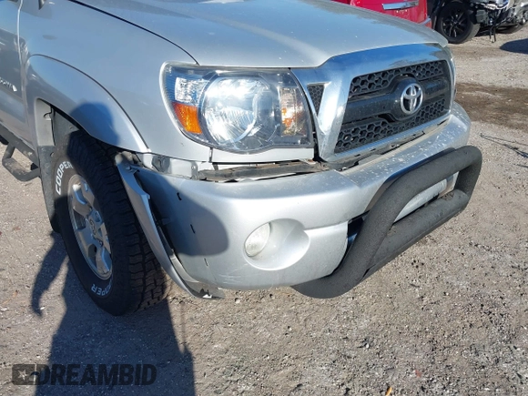 2011 Toyota Tacoma with VIN 3TMLU4EN3BM073358, listed as a IAAI auction lot 41706136 with 174,032 mi miles and . Bid and sale history available at DreamBid. Image 6.