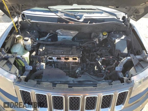 2016 Jeep Compass Sport SE z VIN 1C4NJDBB1GD779260, wystawiony jako Copart lot #56040065 z przebiegiem Nie podano mil oraz Czysty tytuł • Clean title. Historia ofert i sprzedaży dostępna na DreamBid. Obrazek 12.