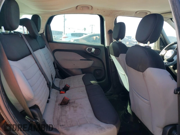 2014 FIAT 500L Easy with VIN ZFBCFABH4EZ020553, listed as a Copart auction lot 88782575 with 125,638 mi miles and Clean Title. Bid and sale history available at carsss.com. Image 10.