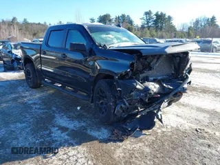 2022 Chevrolet Silverado 1500 Custom with VIN 1GCPDBEK1NZ512152, listed as a IAAI auction lot 41381103 with 49,865 mi miles. Bid and sale history available at carsss.com. Image 1.