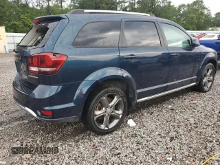 2015 Dodge Journey Crossroad with VIN 3C4PDCGB7FT677229, listed as a Copart auction lot 66125195 with 99,653 mi miles and Clean title. Bid and sale history available at DreamBid. Image 3.