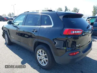 2017 Jeep Cherokee Latitude with VIN 1C4PJMCB3HW605381, listed as a IAAI auction lot 42217633 with 115,055 mi miles and . Bid and sale history available at DreamBid. Image 3.