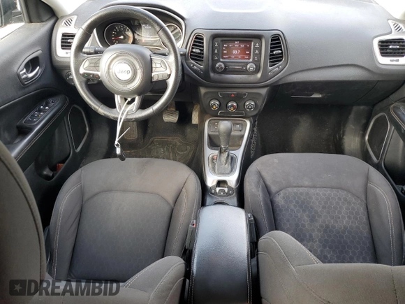 2017 Jeep Compass Sport z VIN 3C4NJCAB3HT652548, wystawiony jako Copart lot #55125455 z przebiegiem 146 302 mil mil oraz Szkoda całkowita • Salvage title. Historia ofert i sprzedaży dostępna na DreamBid. Obrazek 8.
